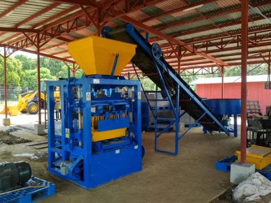 Machine à fabriquer des blocs solides en ciment semi-automatique utilisé Qt4-24 Machine à fabriquer des briques creuses en béton pour la vente aux États-Unis